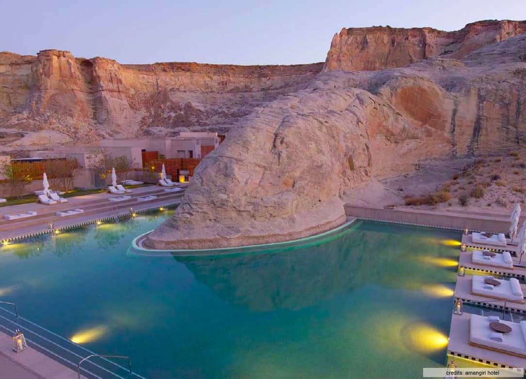 PIscine dans le desert de l'Utah dans le canyon du fleuve colorado